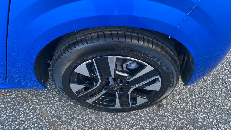 Peugeot 208 1.2 Hybrid 110 Allure 5dr e-DSC6 Petrol Hatchback